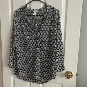 H&M Patterned Blouse Top